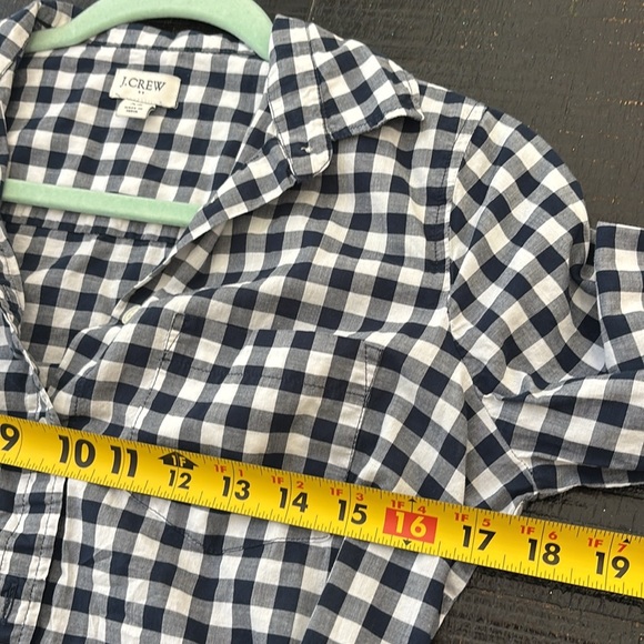 J. Crew Button Down in Gingham Check Navy Blue White size XS - Picture 9 of 9
